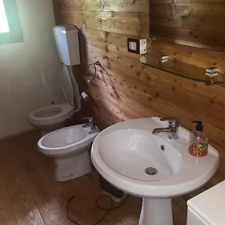 Baita Di Montagna Lago D'idro Lodge Crone